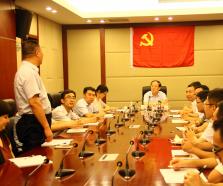 市財政局領(lǐng)導(dǎo)視察指導(dǎo)青島農(nóng)擔公司工作