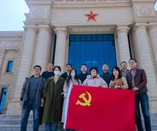 青島農(nóng)擔(dān)公司黨支部組織黨員參觀海軍博物館